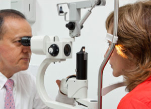 laboratorio clinico en quito Servicios servicio oftalmologia y optometr  a 300x218